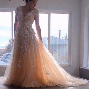 Peach & Lace - Wedding / Prom / Quinceañera Dress